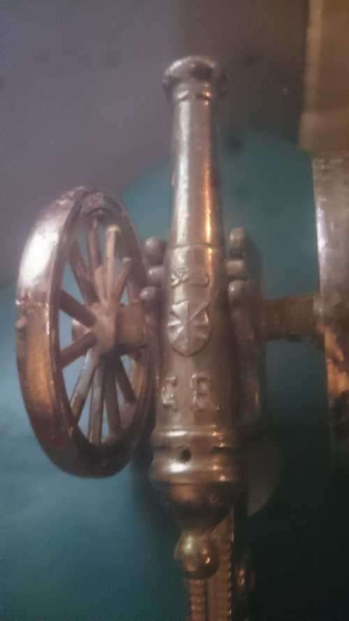 VINTAGE SMALL SOLID BRASS CANON MARKED GR MADE IN ENGLAND