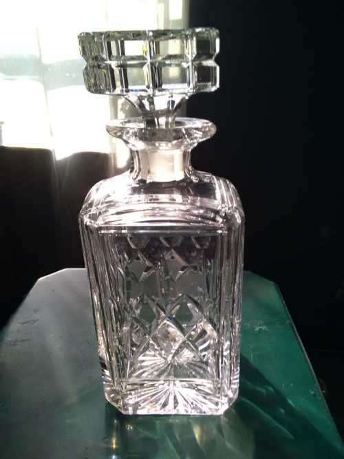 VINTAGE PURE THICK CRYSTAL WHISKEY DECANTER (B)