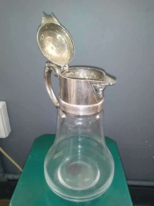 VINTAGE SILVER PLATED LID WINE DECANTER