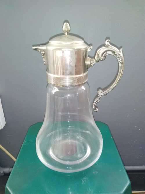VINTAGE SILVER PLATED LID WINE DECANTER