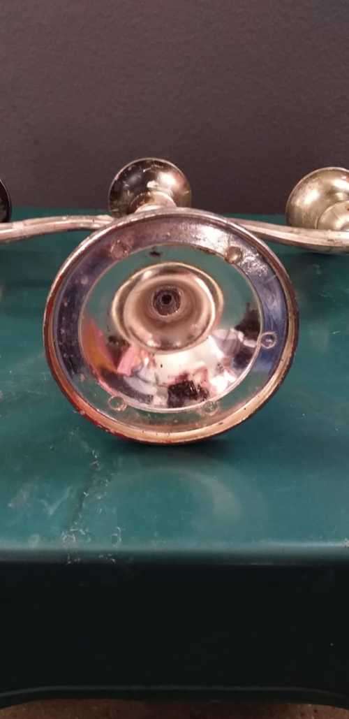 VINTAGE SILVER PLATED LANTHE CANDLE HOLDER, HOLDS THREE CANDLES