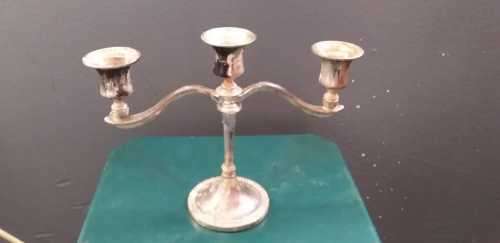 VINTAGE SILVER PLATED LANTHE CANDLE HOLDER, HOLDS THREE CANDLES