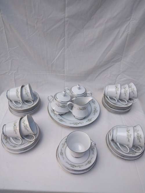 Contemporary Noritake