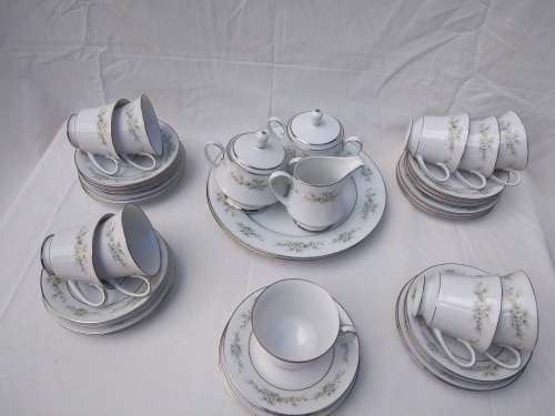 Contemporary Noritake