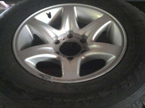 ISUZU 4X4 MAG + TYRE FOR SALE
