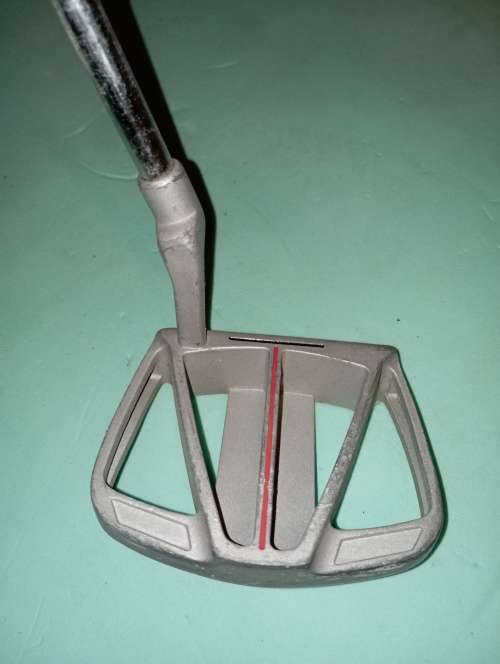 Pinseeker Raptor Notch Back Putter
