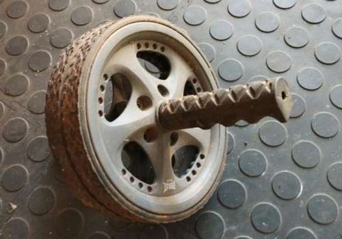 Door post pull-up bar door gym and ab roller wheel