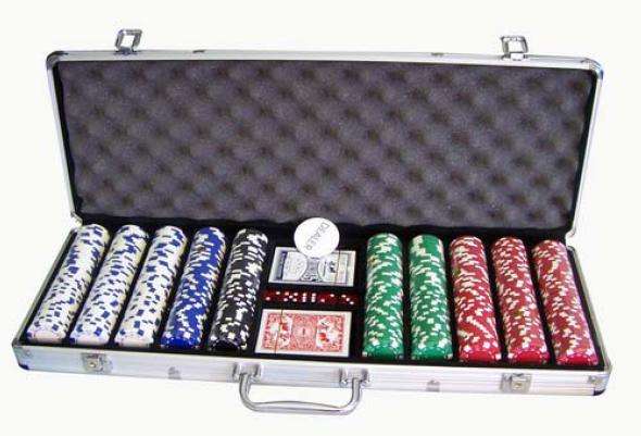 500 PIECE POKER CHIP SET IN LOCKABLE ALUMINIUM CASE