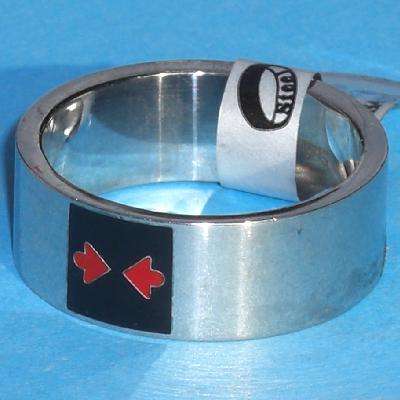 SOLID STAINLESS STEEL RING