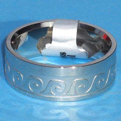 SOLID STAINLESS STEEL RING