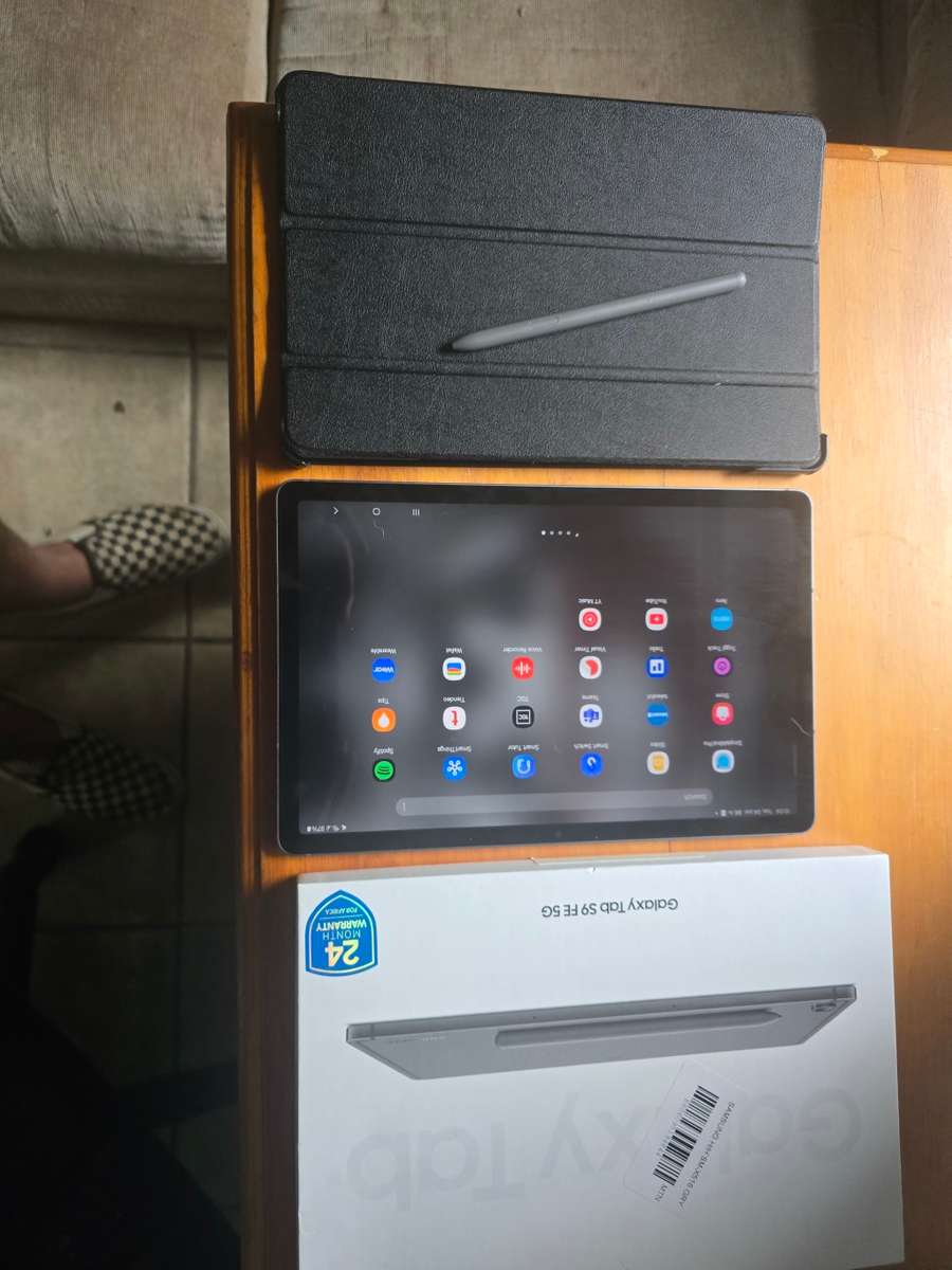 Samsung Galaxy Tab S9-FE 10.9` 5G - Grey 128 Gig