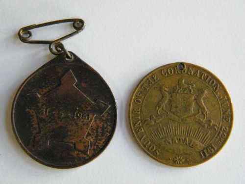 Souvenir of the Coronation  1911 & Republic of SA medallions - as per photo