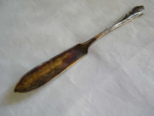 Arthur price of England EPNS butter knife in box - as per photo