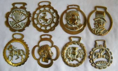 Lot of 8 Horse brasses - as per photo