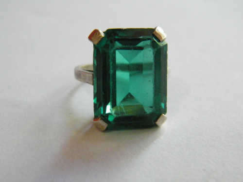Silver ring with Green stone - size J/49 - as per photo