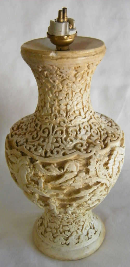 Vintage Japanese resin lamp - as per photo