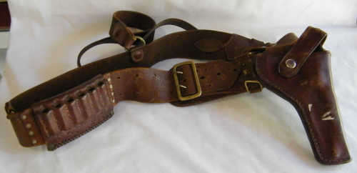 Old Sam Brown with gun holster & ammo pouch - as per photo