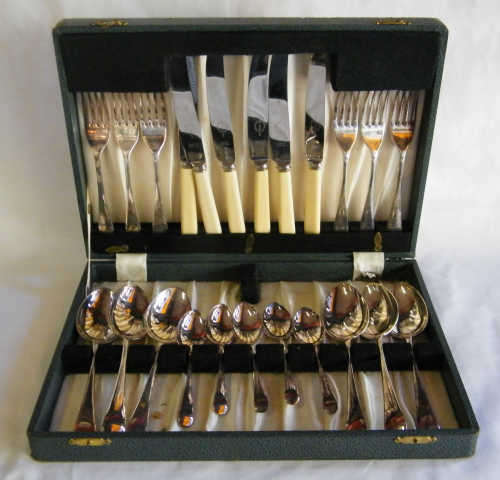 Vintage EPNS & Bone handle knife & fork set in box - only 5 tea spoons - as per photo