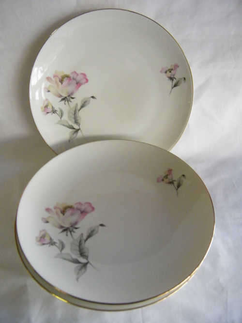 Lot of 4 German Bavaria Kunst 3836 plates - as per photo