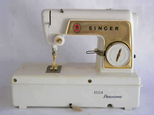Vintage Singer Golden Panoramic - missing parts - as per photo