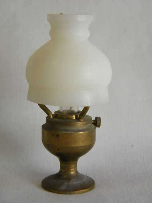 Miniature Brass lamp - Nik Naks - as per photo