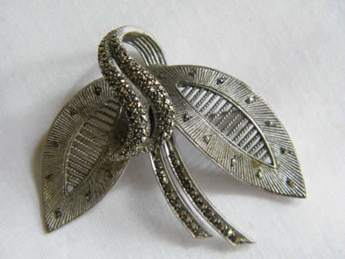Vintage Sterling Silver brooch - as per photo