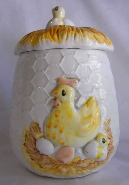 Little Chicken Cookie Jar - some cracks - as per photo