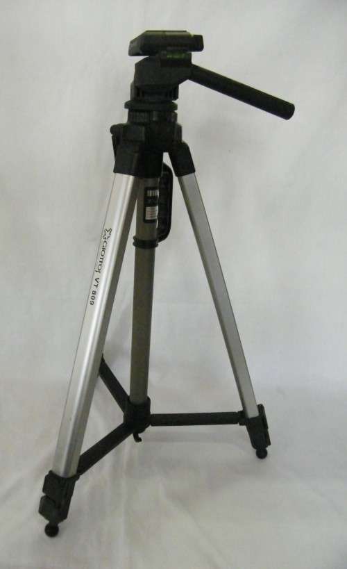 Giottos tripod  - as per photo