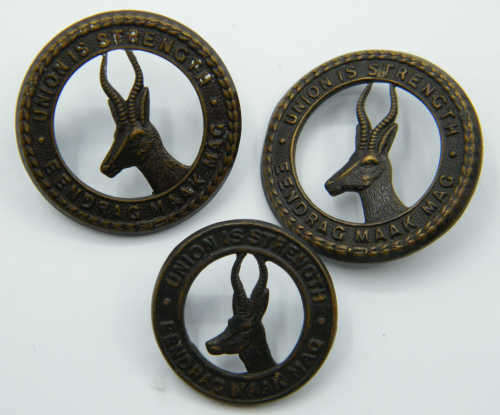 Lot of 7 badges & medallions - as per photo