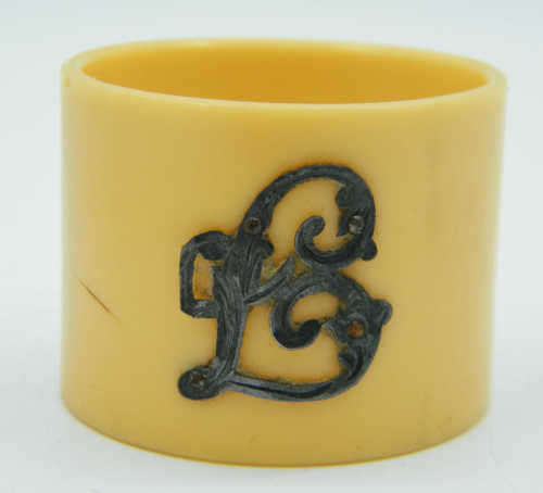 Bakelite serviette ring - as per photo