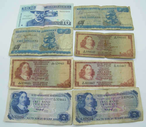 Lot of 8 assorted bank notes - as per photo