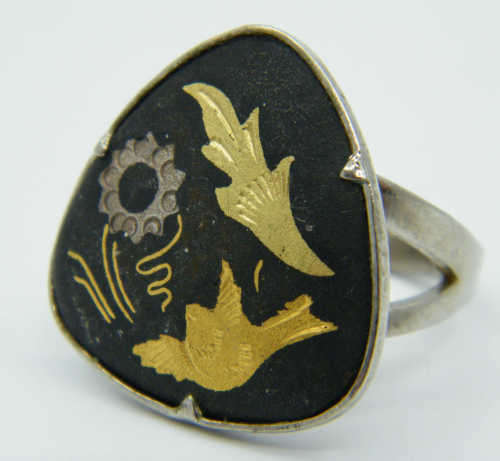 Vintage Italian Ring - as per photo