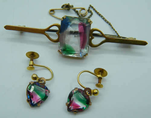 Vintage 9ct Brooch & Earring set - as per photo