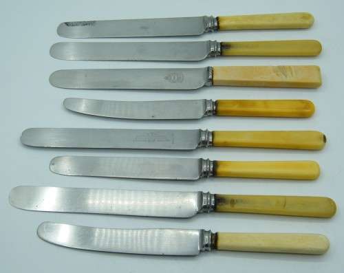 Lot of 8 Vintage Bone Handle Knives - as per photo