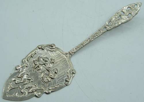 Vintage Holland Cake Lifter - as per photo