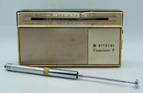 Vintage Hitachi Transistor 7 radio - as per photo