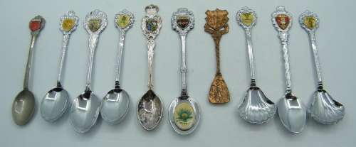 Lot of 10 souvenir spoons  - as per photo