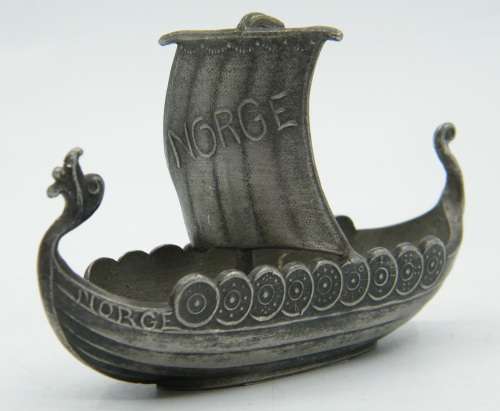Norge Mini Ship Ornament - as per photo