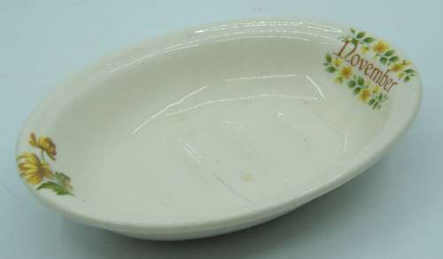 Vintage November Soap Dish - as per photo