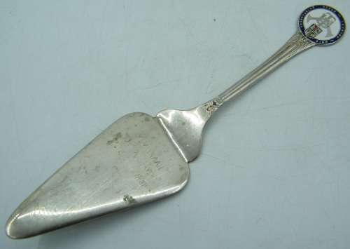 Transvaalse Vroue Landbou Unie 1991 Cake Lifter - as per photo