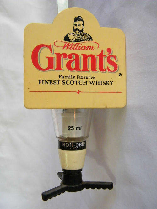 William Grants Scotch Whiskey bar optic - as per photo