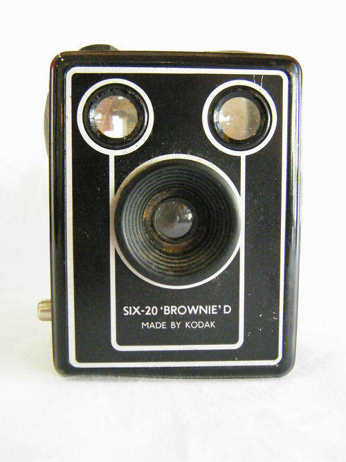 Brownie Six-20D Camera made by Kodak in case - as per photo