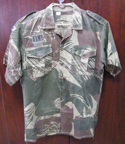 Rhodesian SAS/SAR camo shirt belonged to Sgt. Kenny with cloth wings - as per photo