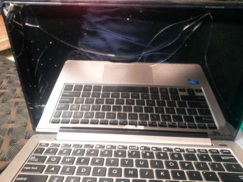 Asus X202E Notebook
