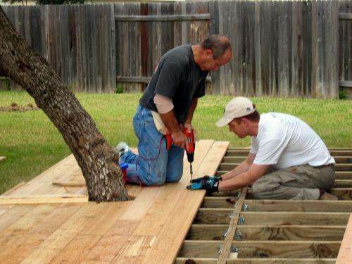 D.I.Y. Decking Guide and Plans Disk  with loads of  Videos.