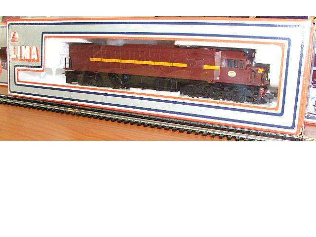 Lima HO SAR Class 34 Diesel - Maroon (New in box.)