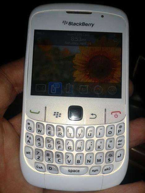 Blackberry Curve 8520 White