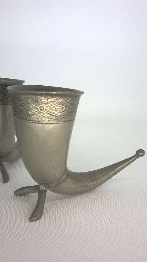 Vintage Handstopt TPB TINN Pewter 12cm Viking Horn Shot Cup