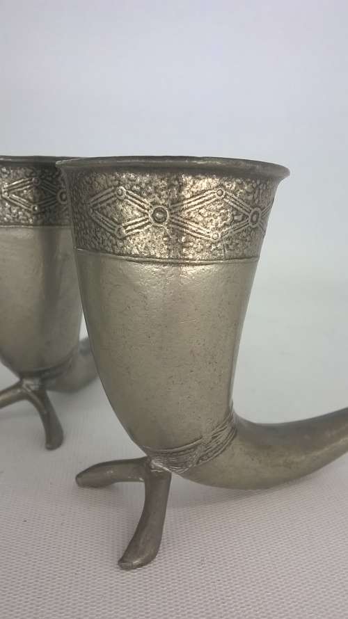 Vintage Handstopt TPB TINN Pewter 12cm Viking Horn Shot Cup