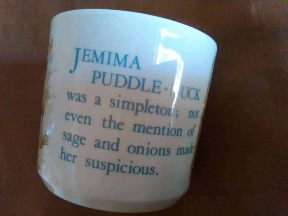 Wedgwood  Jemima puddle- duck porcelain cup 1983 Frederick Warne England. Condition excellent